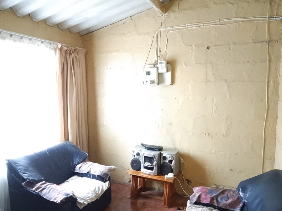 2 Bedroom Property for Sale in Botshabelo Free State